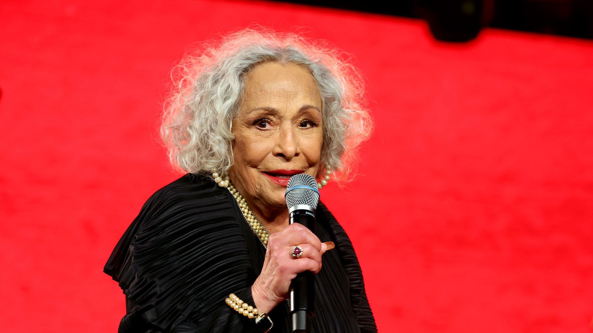 Renée Victor, voice behind Abuelita in 'Coco,' dies at 86