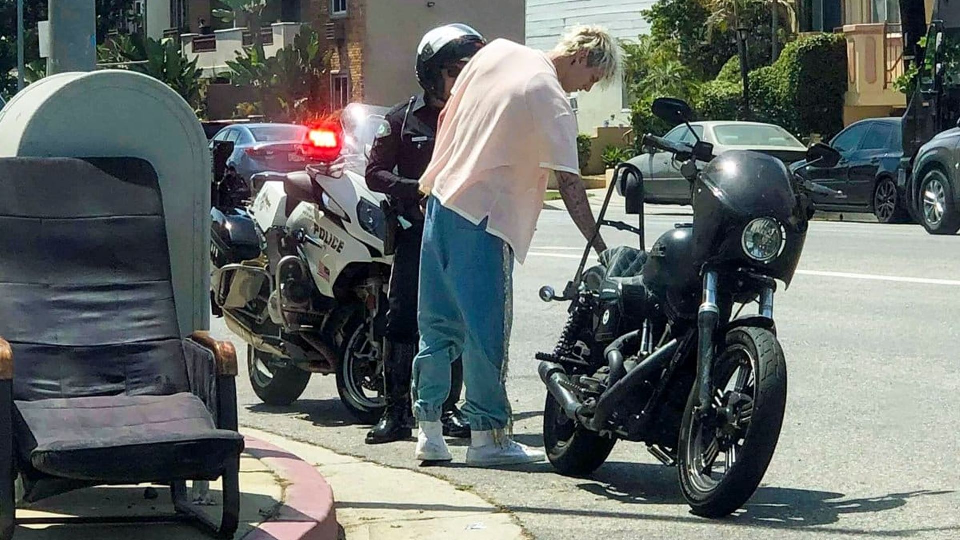 Machine Gun Kelly and Megan Fox get pulled over during motorcycle ride
