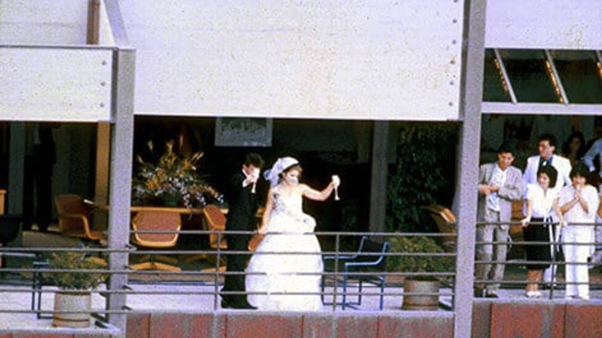 ​Madonna’s wedding dress set to sell for $60,000