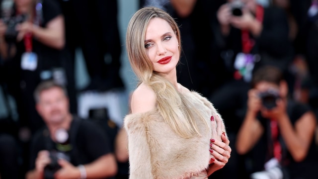  Angelina Jolie attends a red carpet for "Maria" during the 81st Venice International Film Festival 