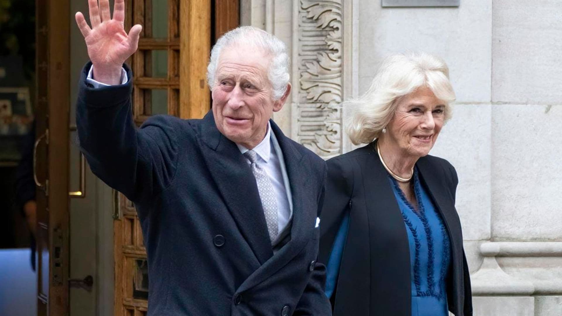 King Charles leaves the hospital with Queen Camilla by his side