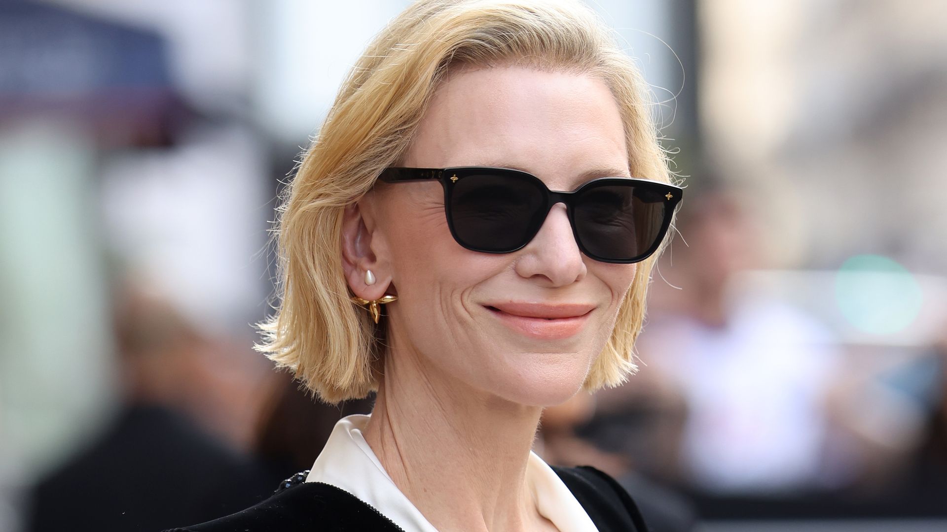 https://www.hola.com/us/horizon/landscape/c2207f47bd41-paris-france-cate-blanchett-attends-giorgio-armani-privc3a9-during-day-two-of.jpg