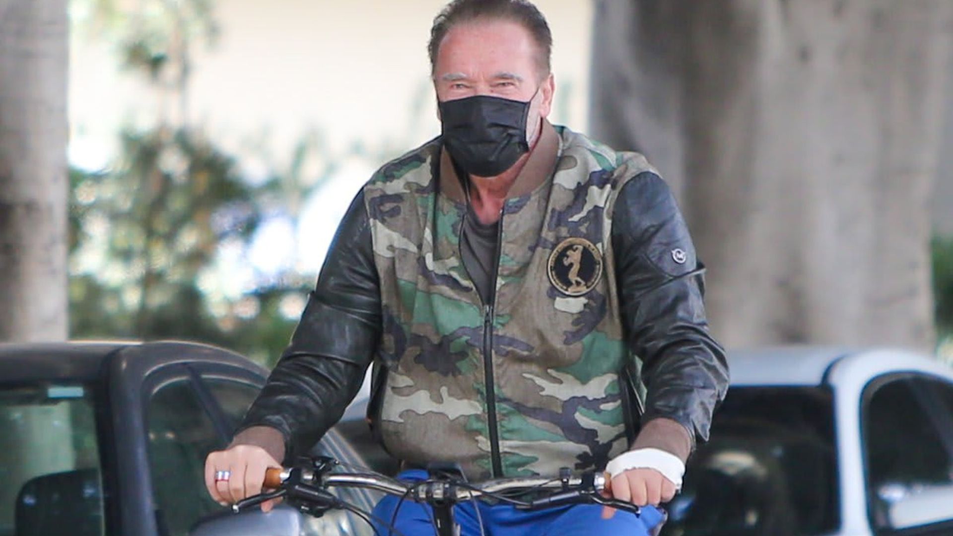 Arnold Schwarzenegger endorses COVID-19 vaccine in the most iconic way