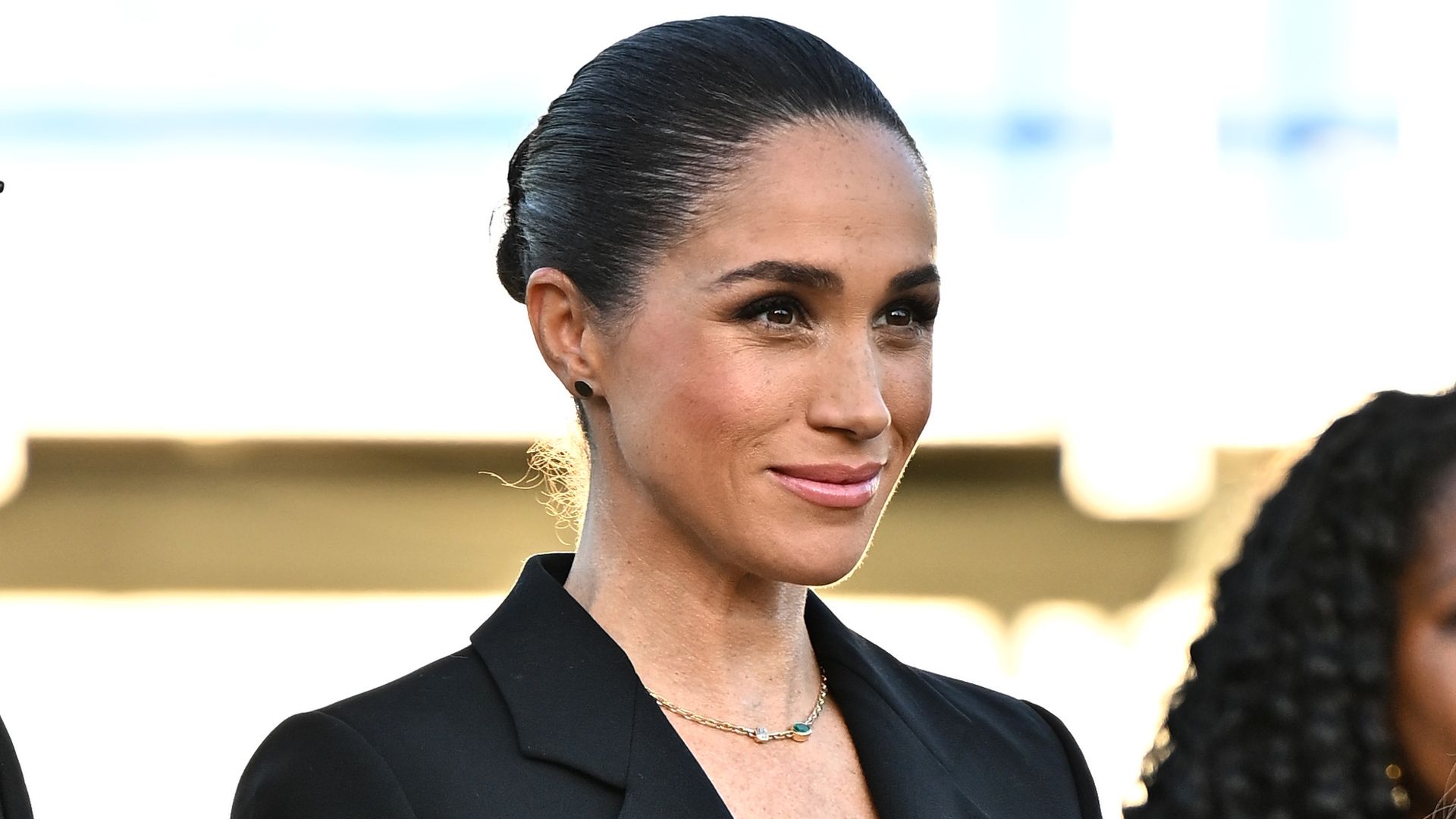 Photo: hola.com Meghan Markle's UK Return: Montecito Style vs. British Royal Fashion