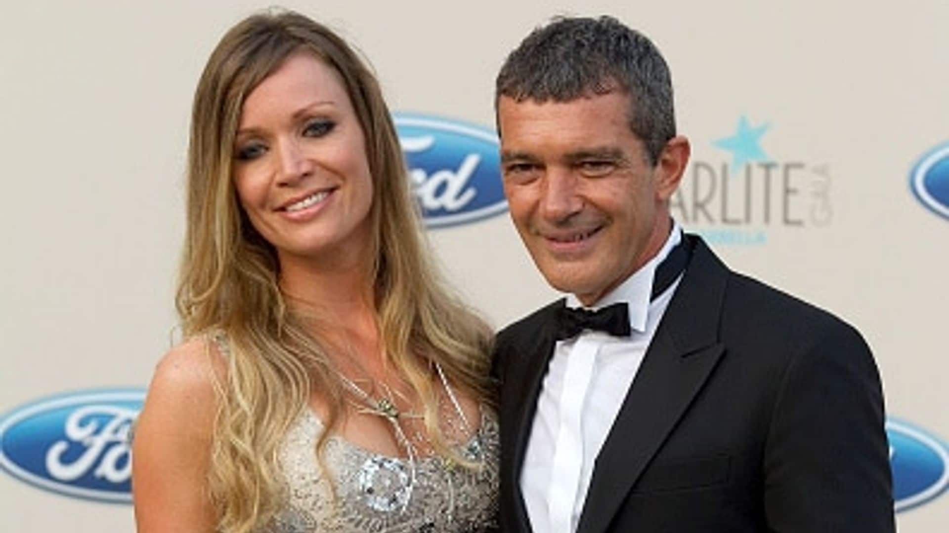 Antonio Banderas talks weddings after giving girlfriend Nicole Kimpel a ring