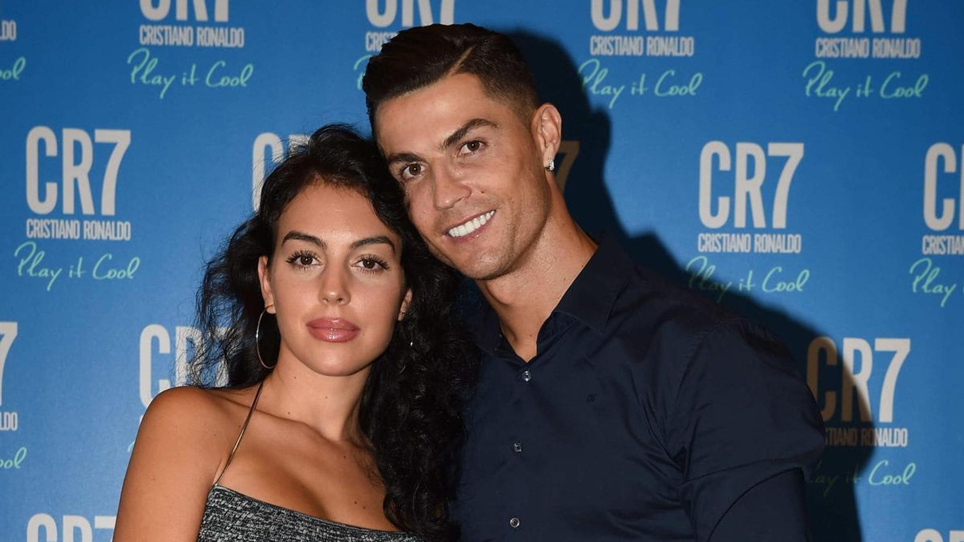 Georgina Rodríguez pampers Cristiano Ronaldo with a luxurious Christmas gift