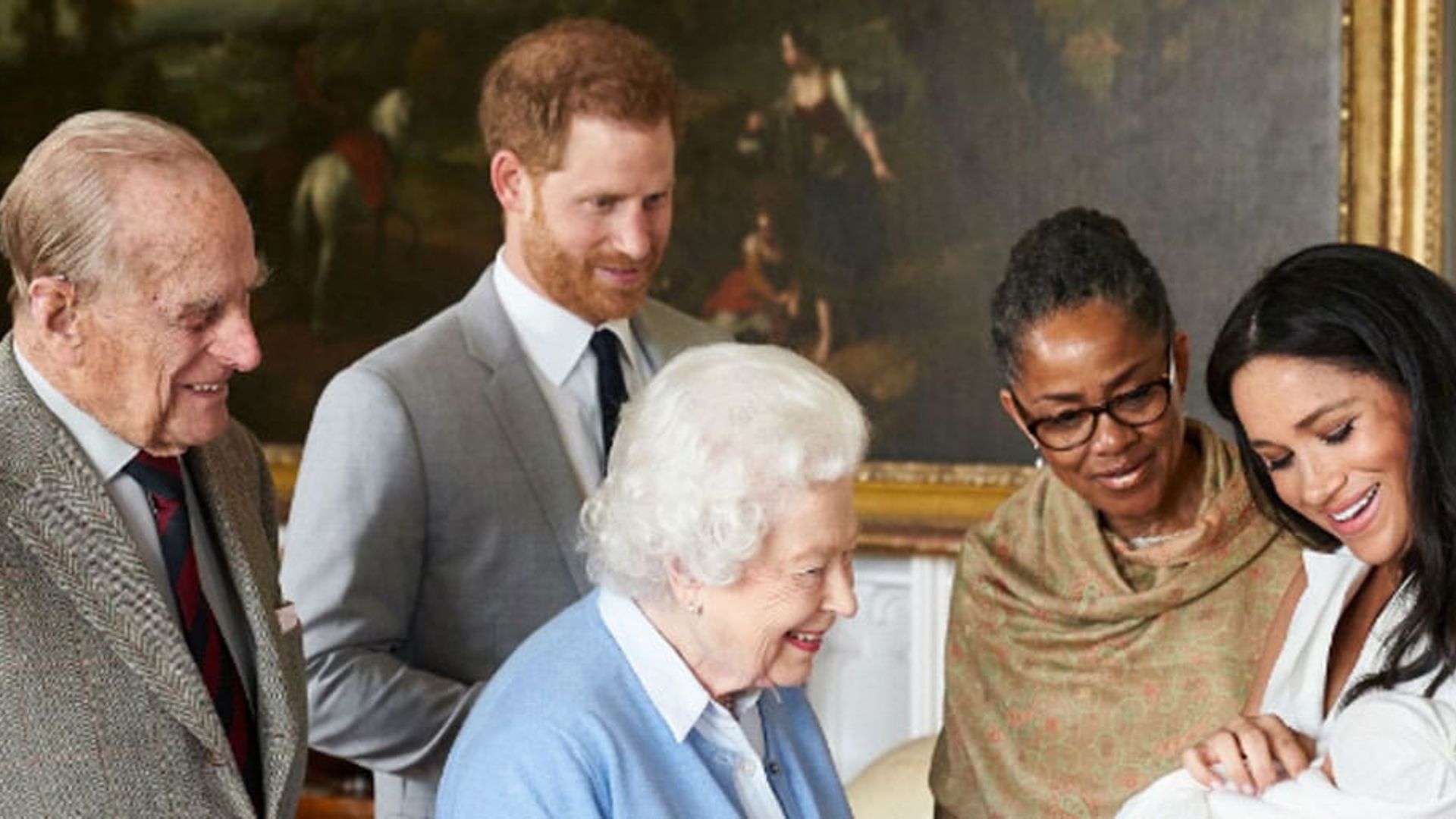 Queen Archie Queen Elizabeth meets Prince Archie