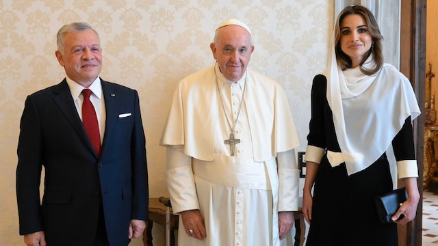 Queen Rania of Jordan with Pope Francis