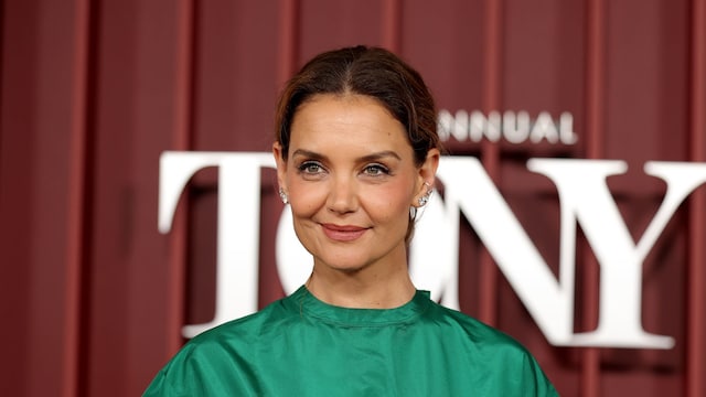 Katie Holmes' head-turning look at the 78th Annual Tony Awards