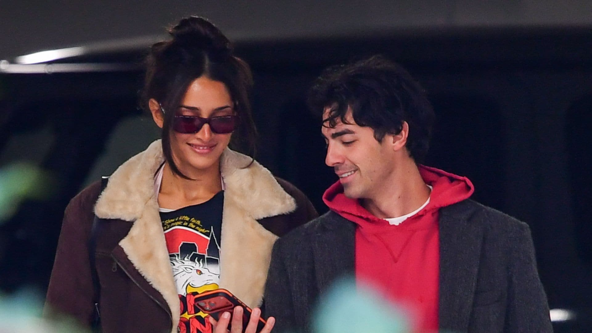 Joe Jonas “taking it slow” with model Tatiana Gabriela