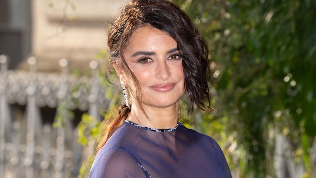 Penélope Cruz debuts chic new hairstyle in full Chanel look: Plus 3 tips for timeless elegance