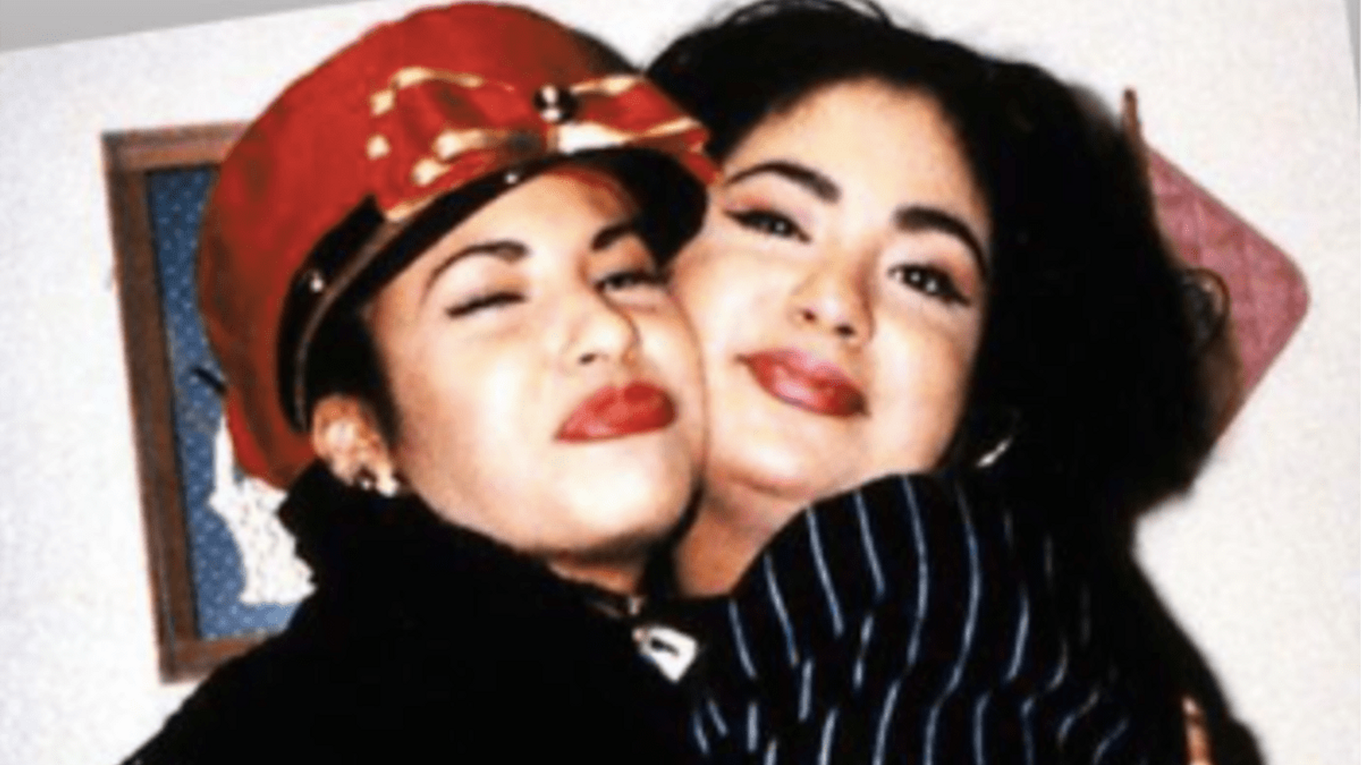 Suzette Quintanilla honors Selena