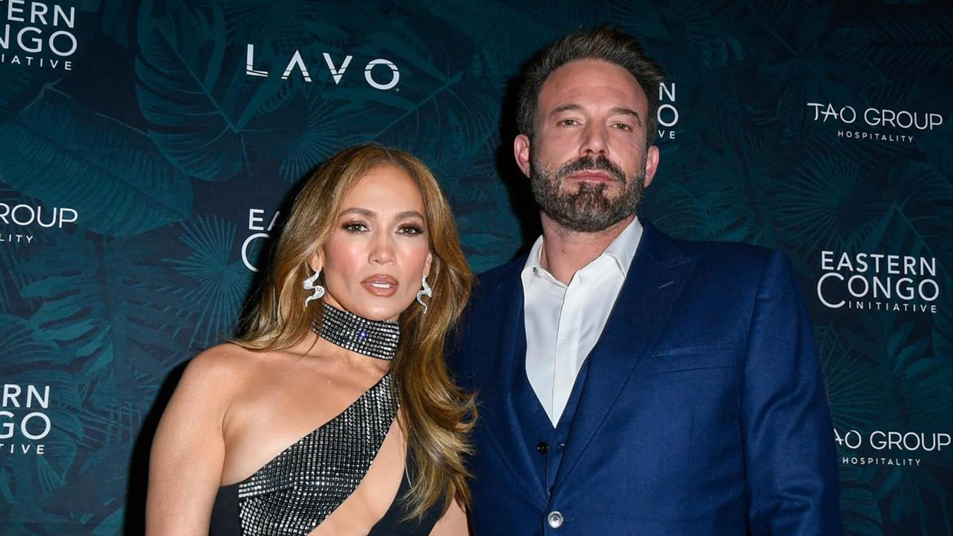Jennifer Lopez and Ben Affleck drop off their kids on their Rolls Royce
