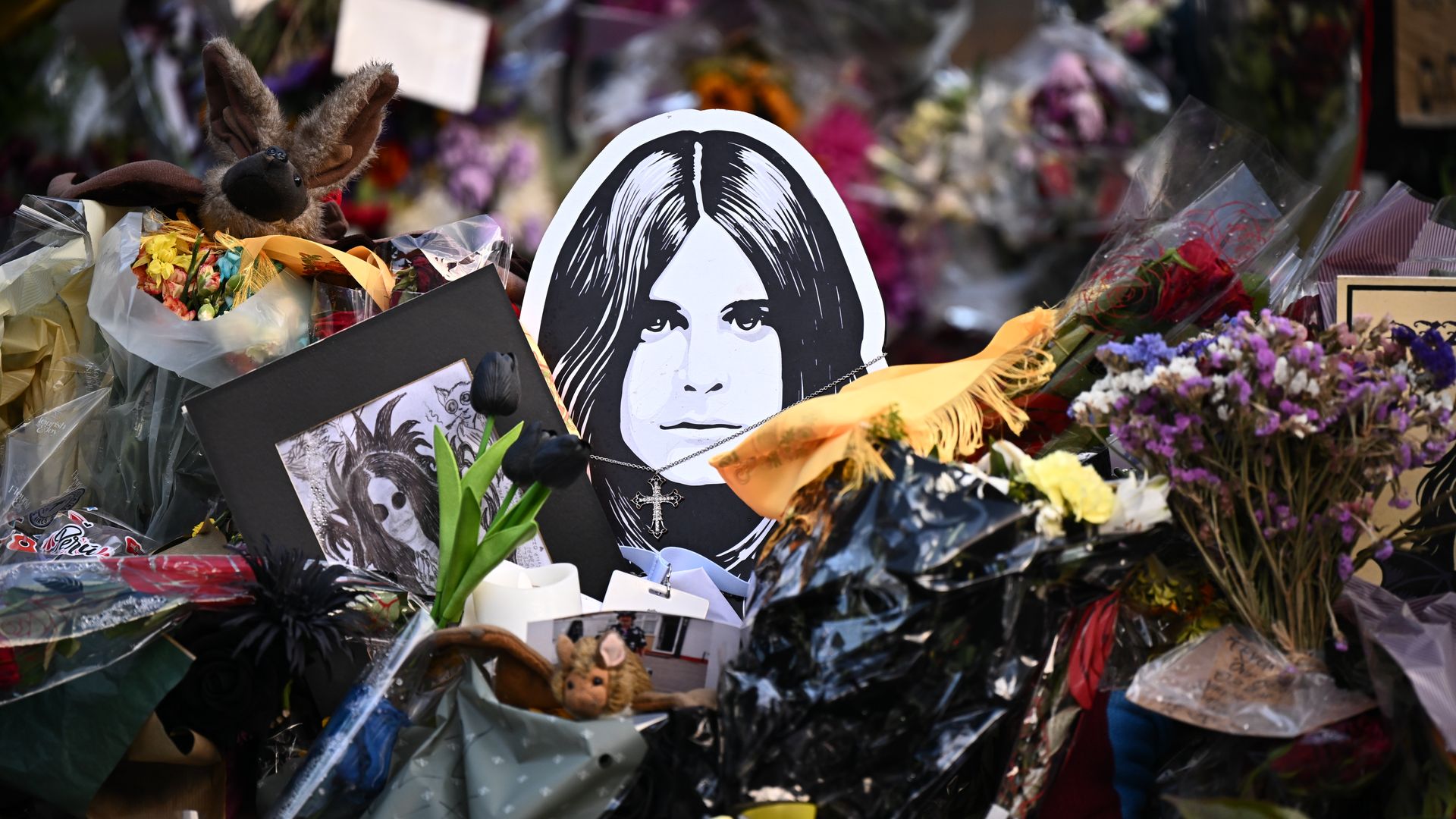 Ozzy Osbourne's Funeral Live Updates: Fans flood Birmingham's streets to mourn rock legend