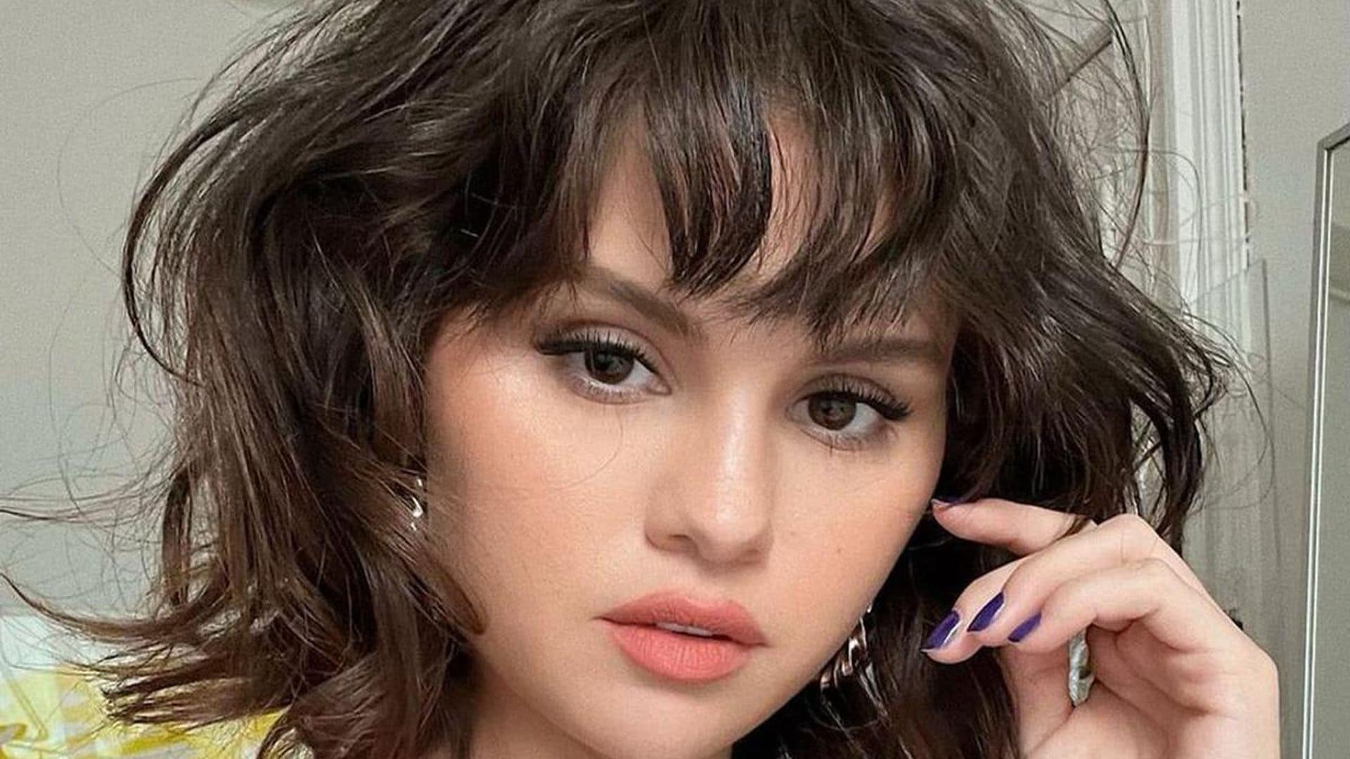 Selena Gomez’s fans want to know if her new haircut means she’ll be at the Grammys
