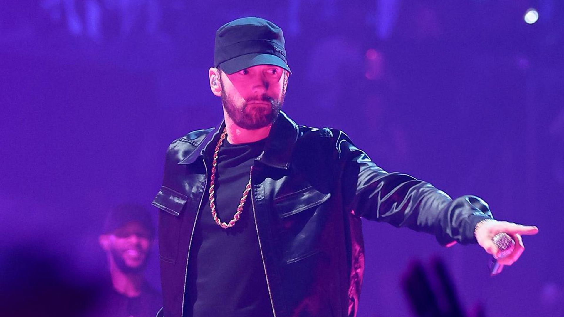 Eminem’s daughter Hailie Jade hosts her Bachelorette party on a yacht