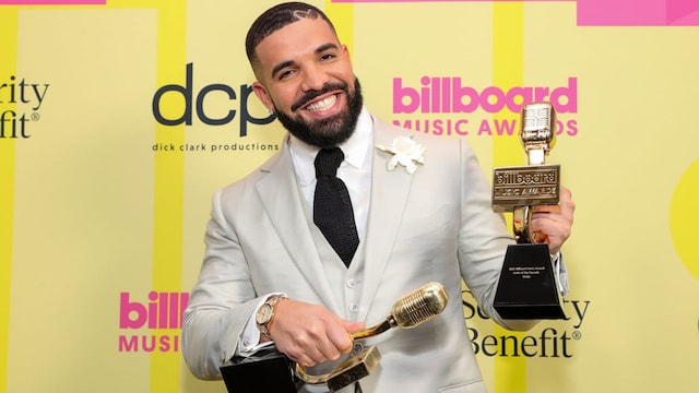 2021 Billboard Music Awards - Backstage