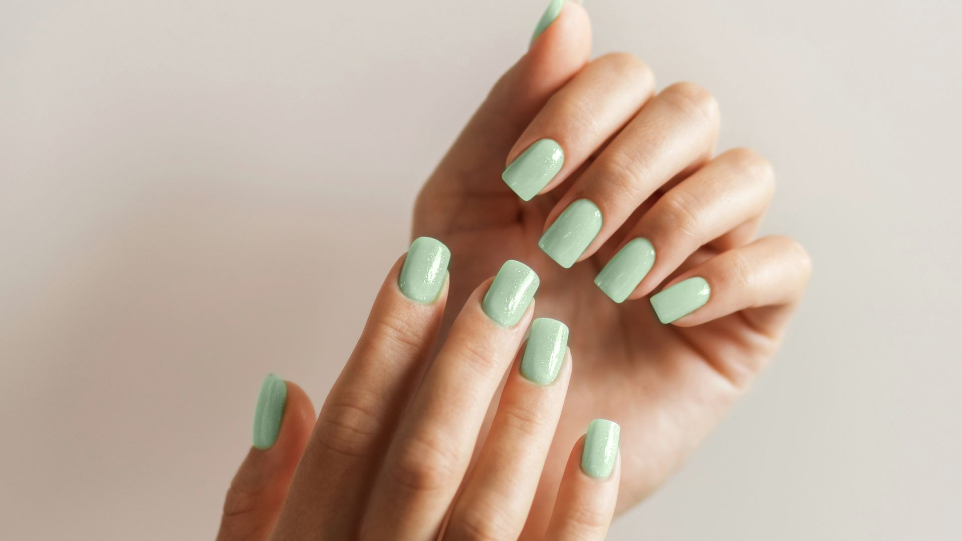 Green Matcha Nails: The summer trend that's taking over