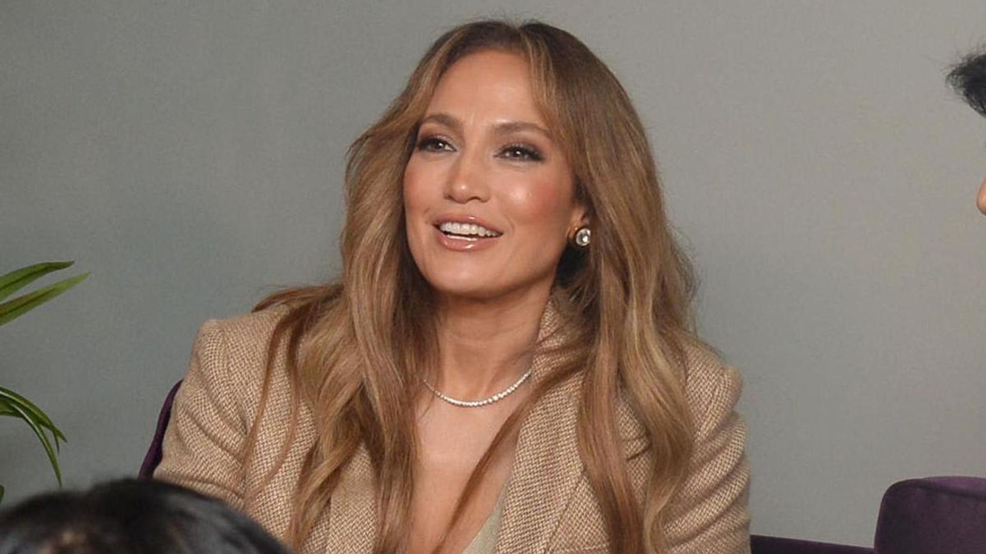Jennifer Lopez shows support for Latina entrepreneurs: ‘I was raised by strong Latina women’