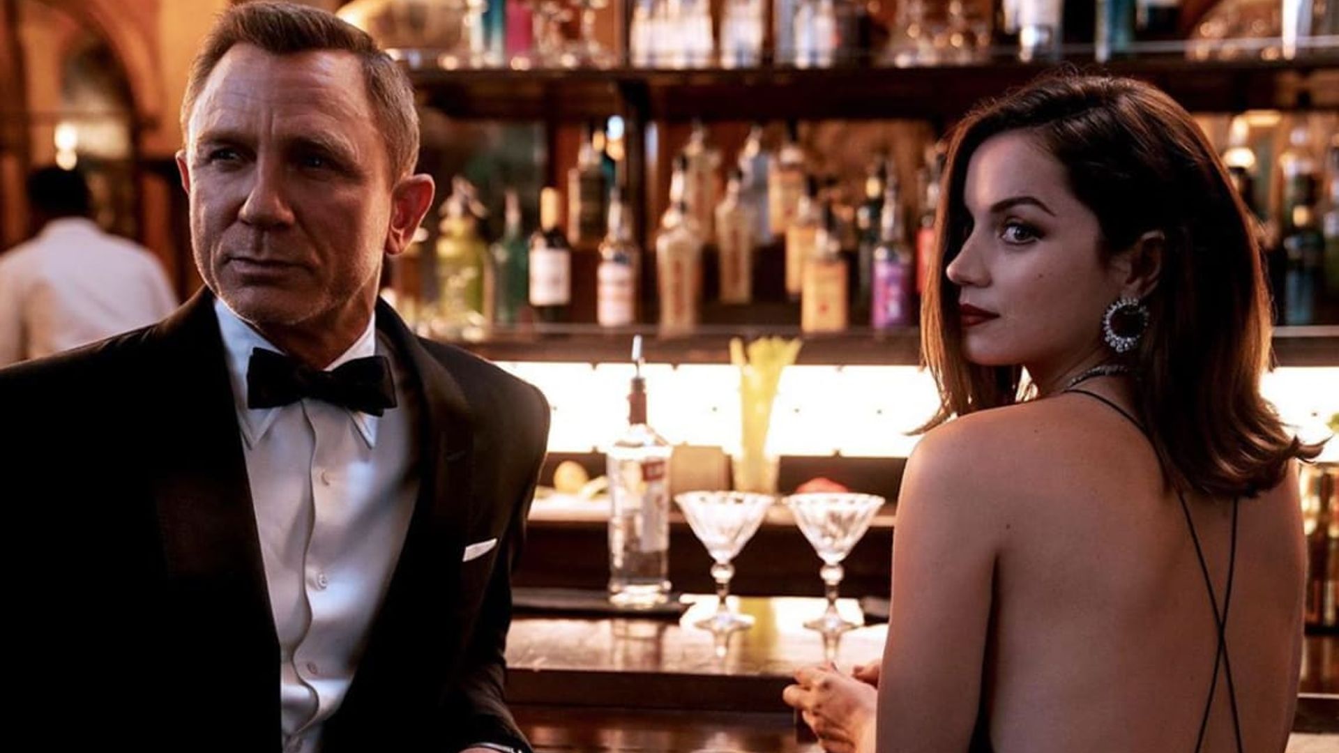 Ana de Armas’ Bond Girl dress gets sold out before the movie premiere