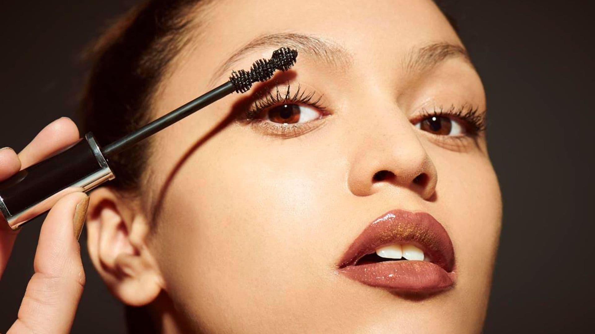 How to prevent eye infections caused by mascara?
