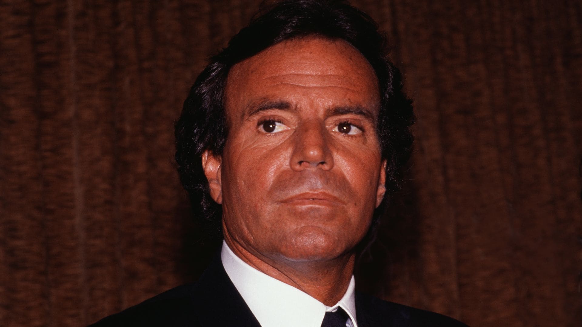 Julio Iglesias breaks his silence to ¡HOLA!, says he's preparing his legal defense [Exclusive]