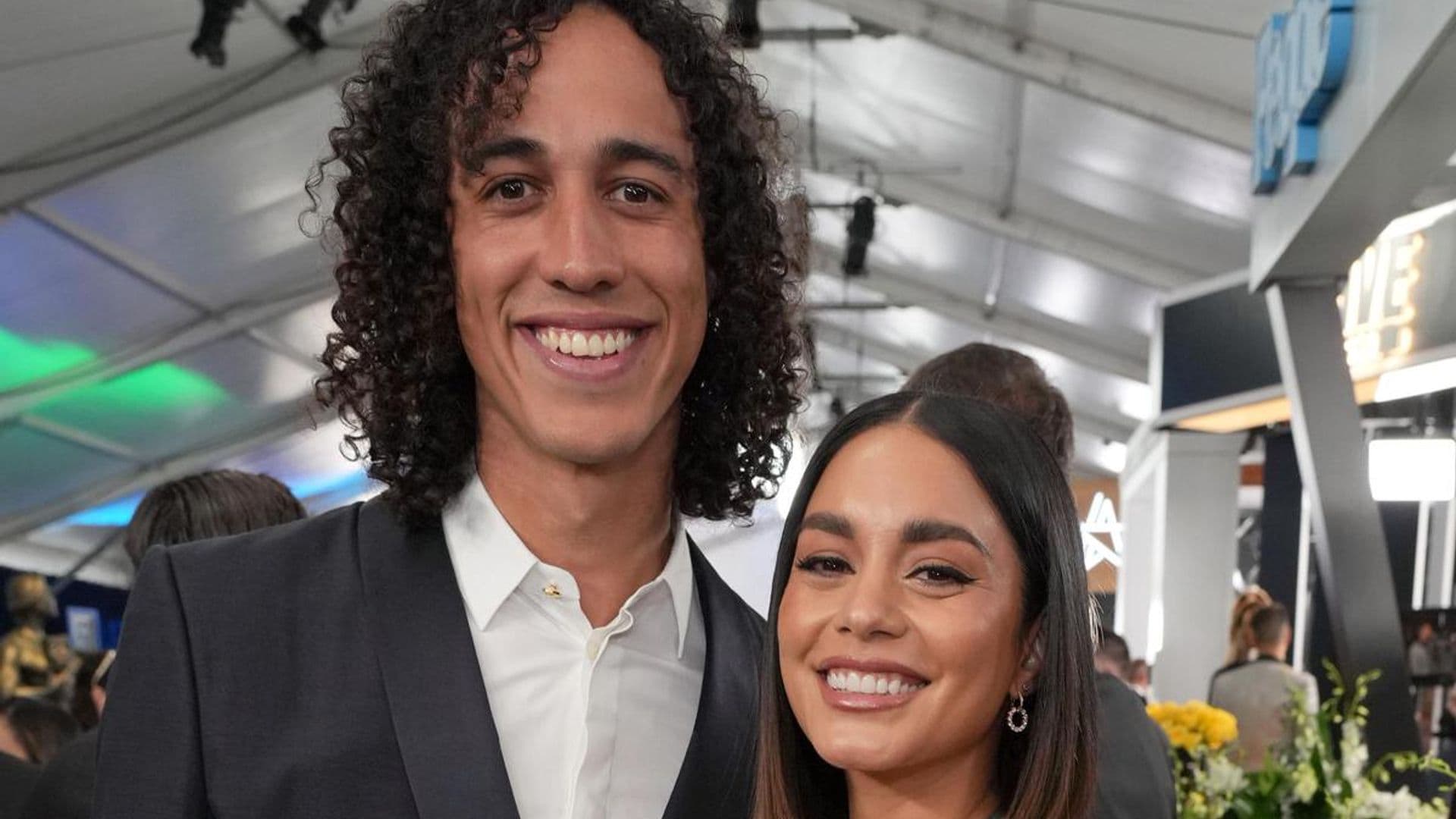 Vanessa Hudgens’ newlywed selfie reminds fans of Zac Efron in ‘High School Musical 2’