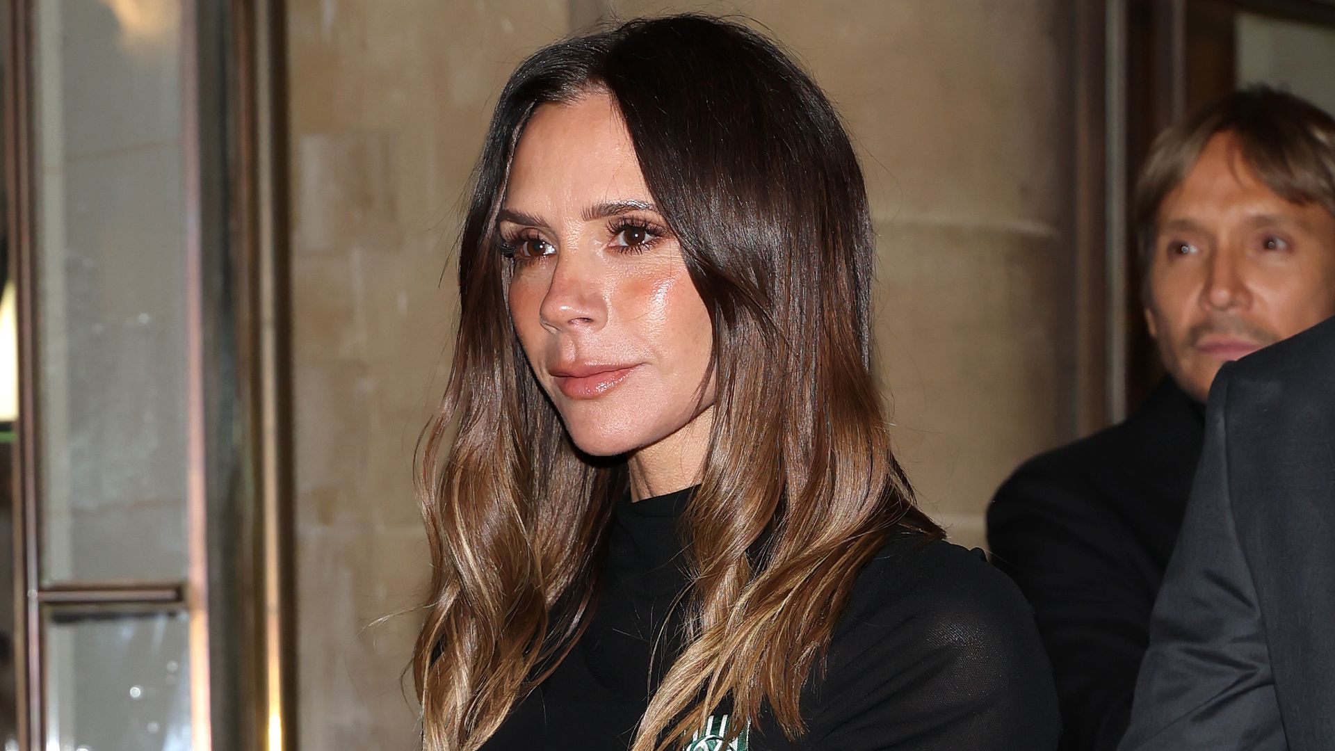 Victoria Beckham brings out a rare Hermès Kelly bag unseen in public for over a decade