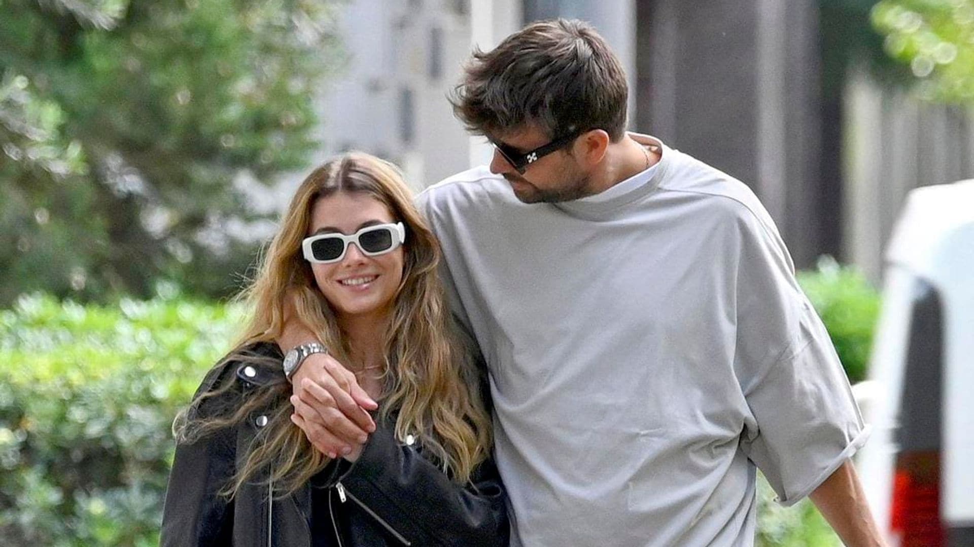 Piqué reappears alongside Clara Chía amidst new controversy