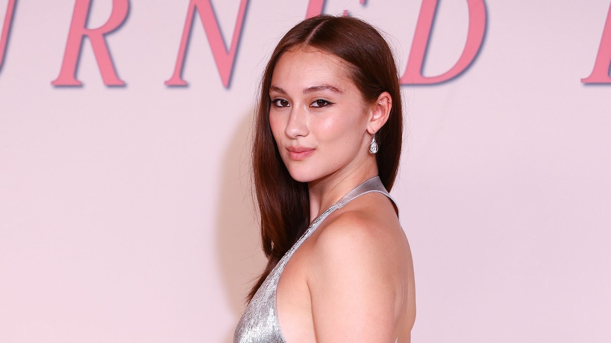 https://www.hola.com/us/horizon/landscape/db3f11818803-paris-france-lola-tung-attends-the-lete-oc3b9-je-suis-devenue-jolie-the-summer.jpg?im=Resize=(1200)