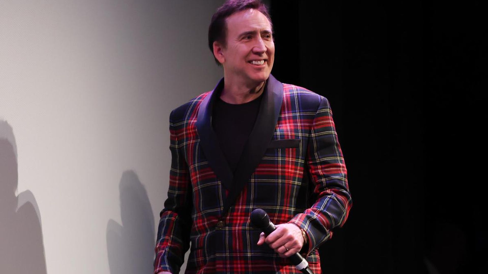 Nicolas Cage’s goth Dracula look sets the internet aflame