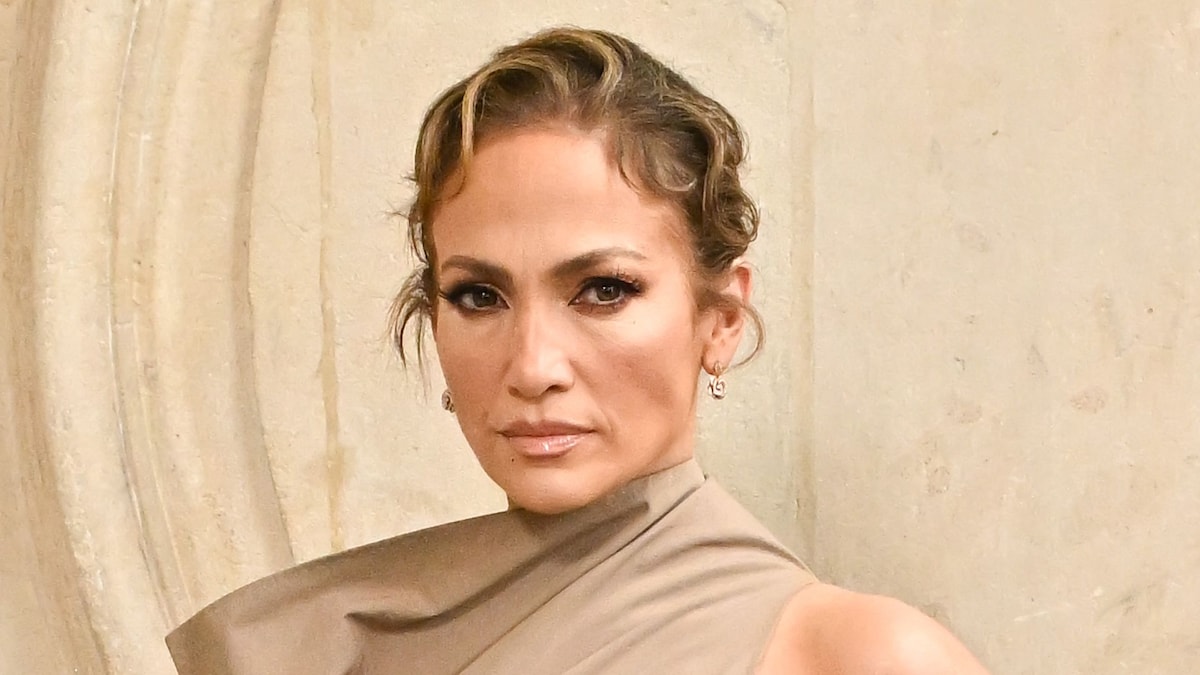 Jennifer Lopez was reportedly denied entry into a Chanel store in Istanbul