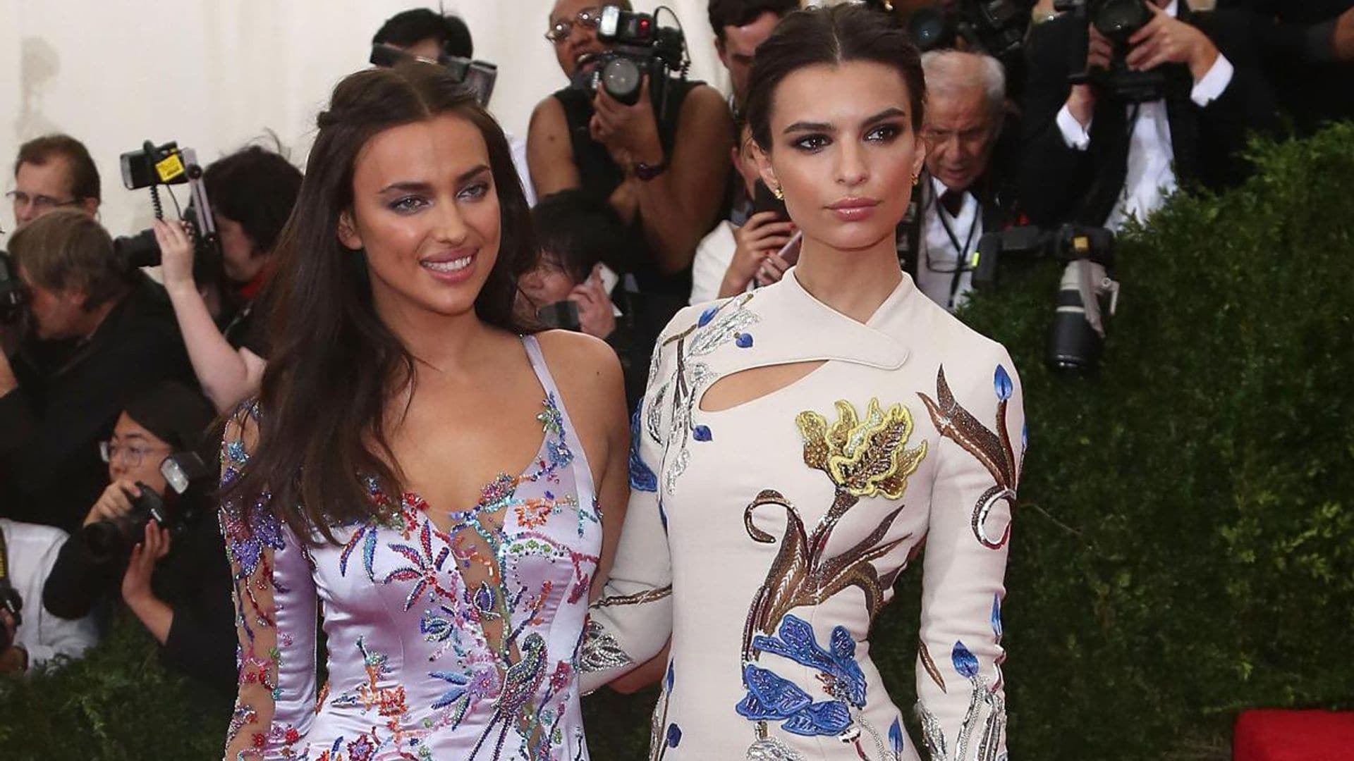 Emily Ratajkowski and Irina Shayk had a blast at a basketball game in New York