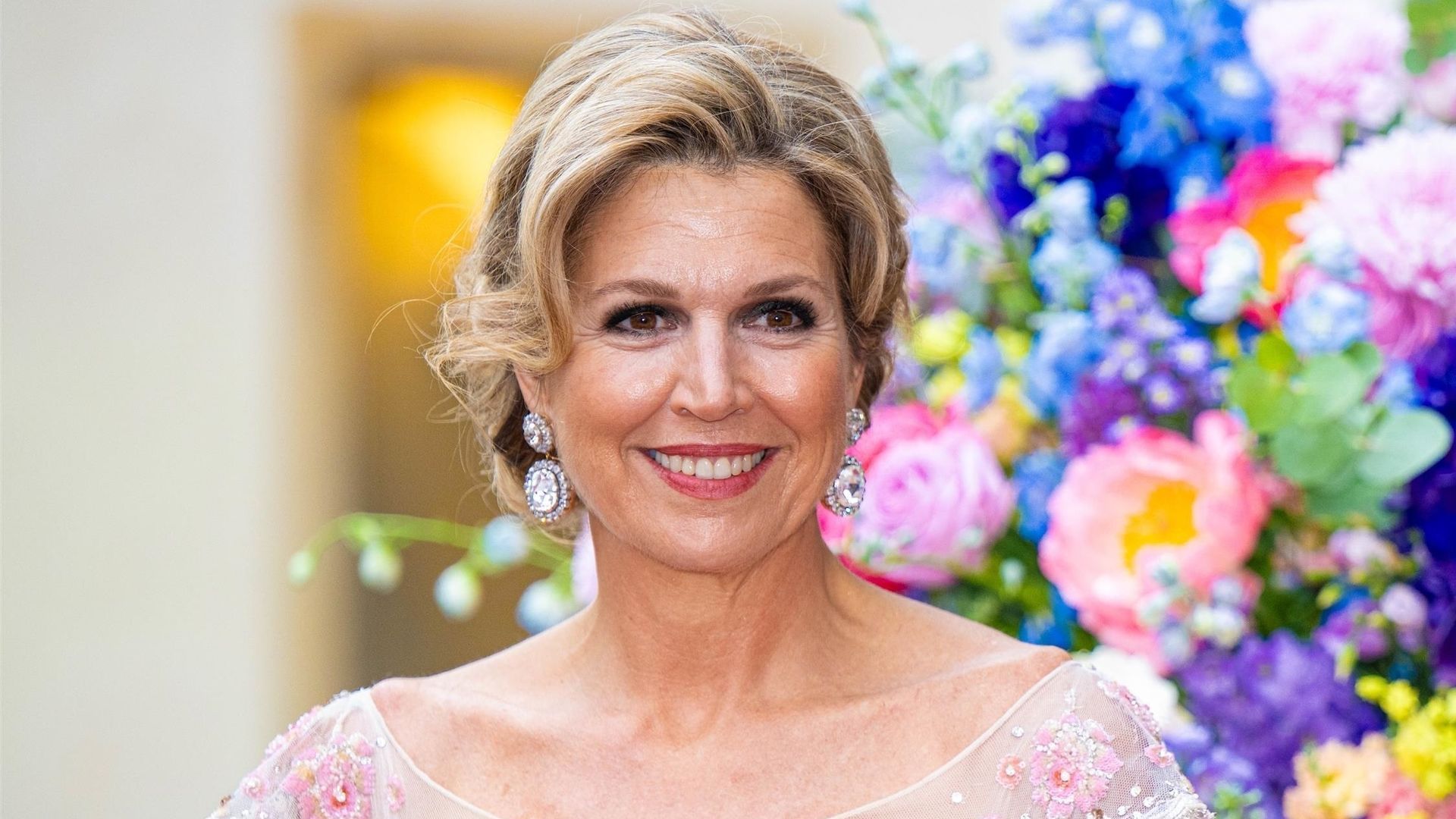 Queen Máxima's Awaited Return: A Spiritual Odyssey with Her Daughters