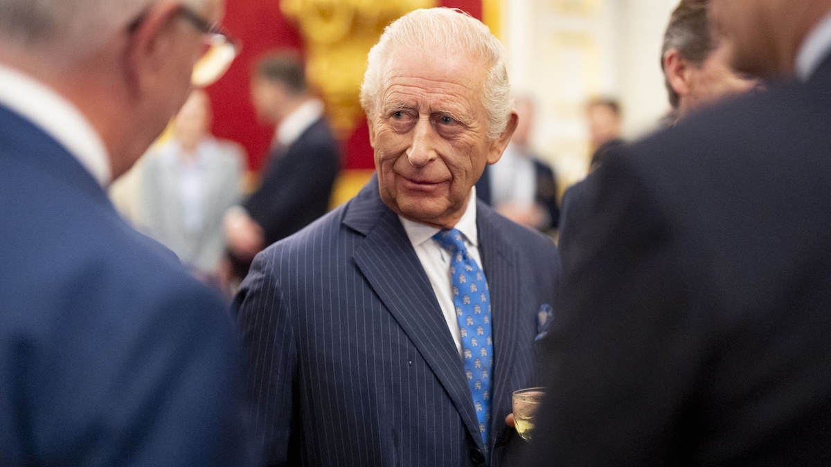 https://www.hola.com/us/horizon/landscape/e0b7eb8c6683-britains-king-charles-iii-attends-a-reception-for-scientists-and-business-and-in.jpg?im=Resize=(1200)