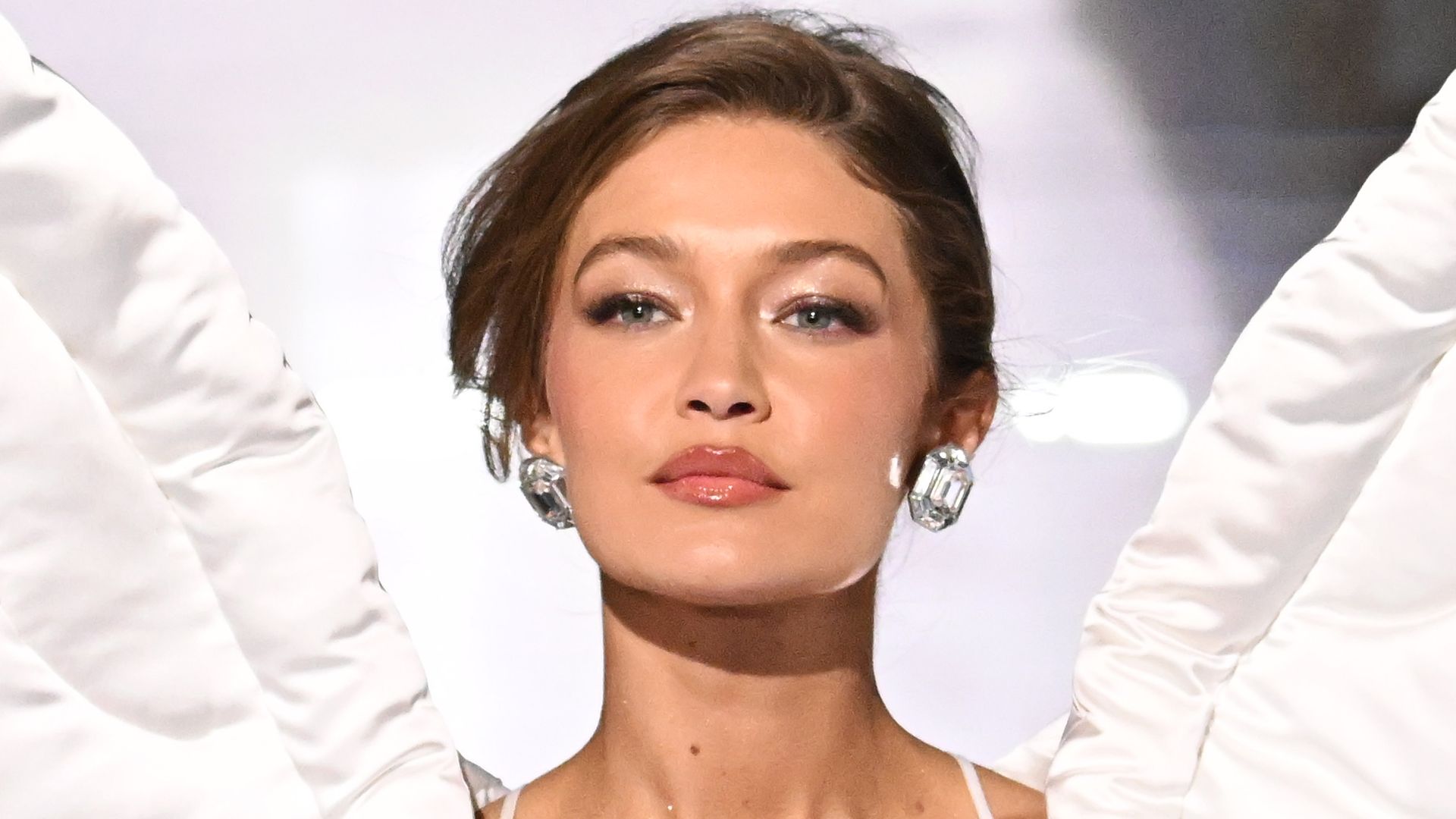Gigi Hadid’s 33-diamond ring is worthy of a princess amid Bradley Cooper wedding rumors