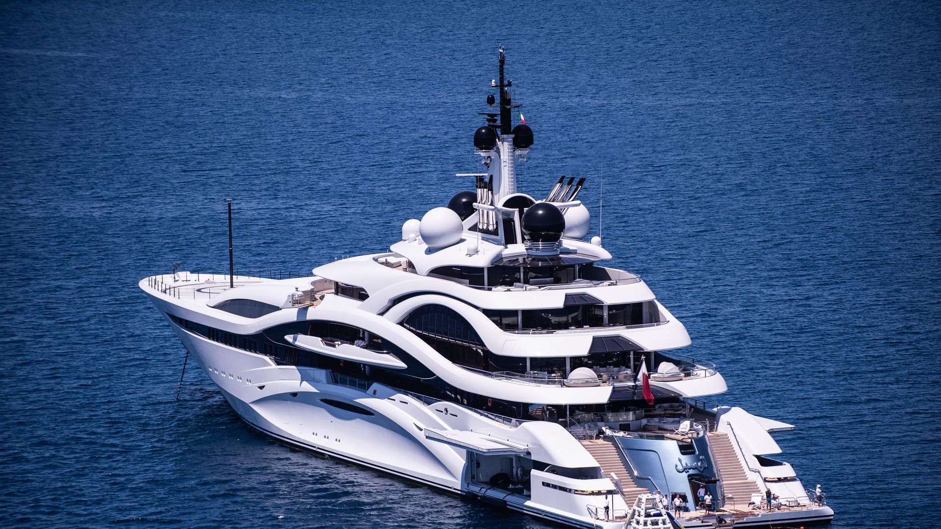 Qatar Emir’s $565 Million Superyacht: A floating palace bigger than a soccer field