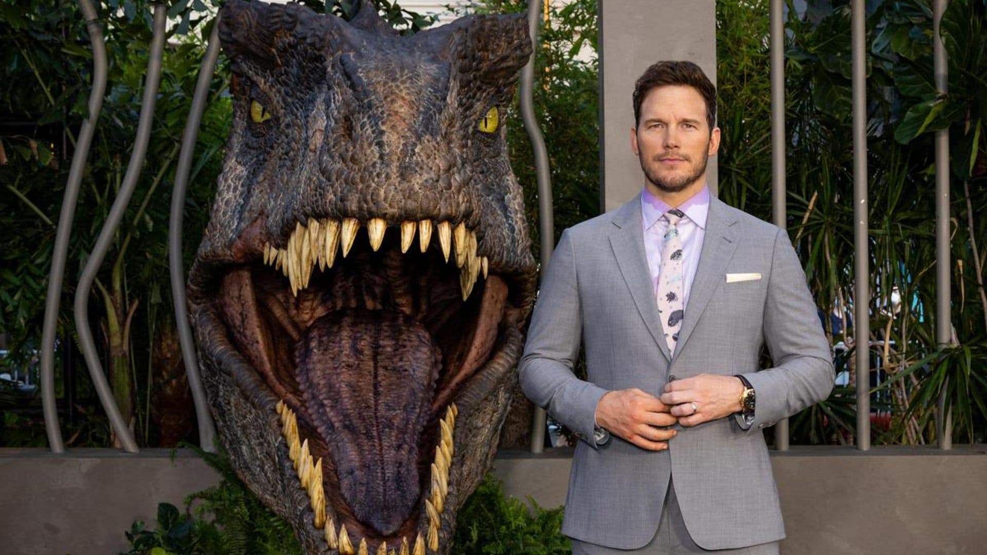 Chris Pratt says that he finally learned how to spell the name Schwarzenegger