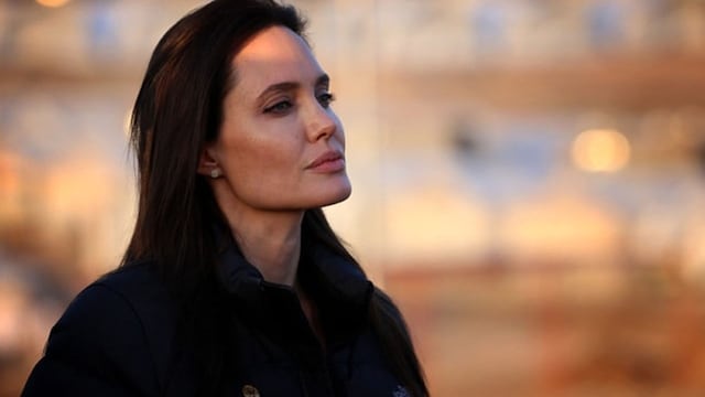 angelina--z.jpg