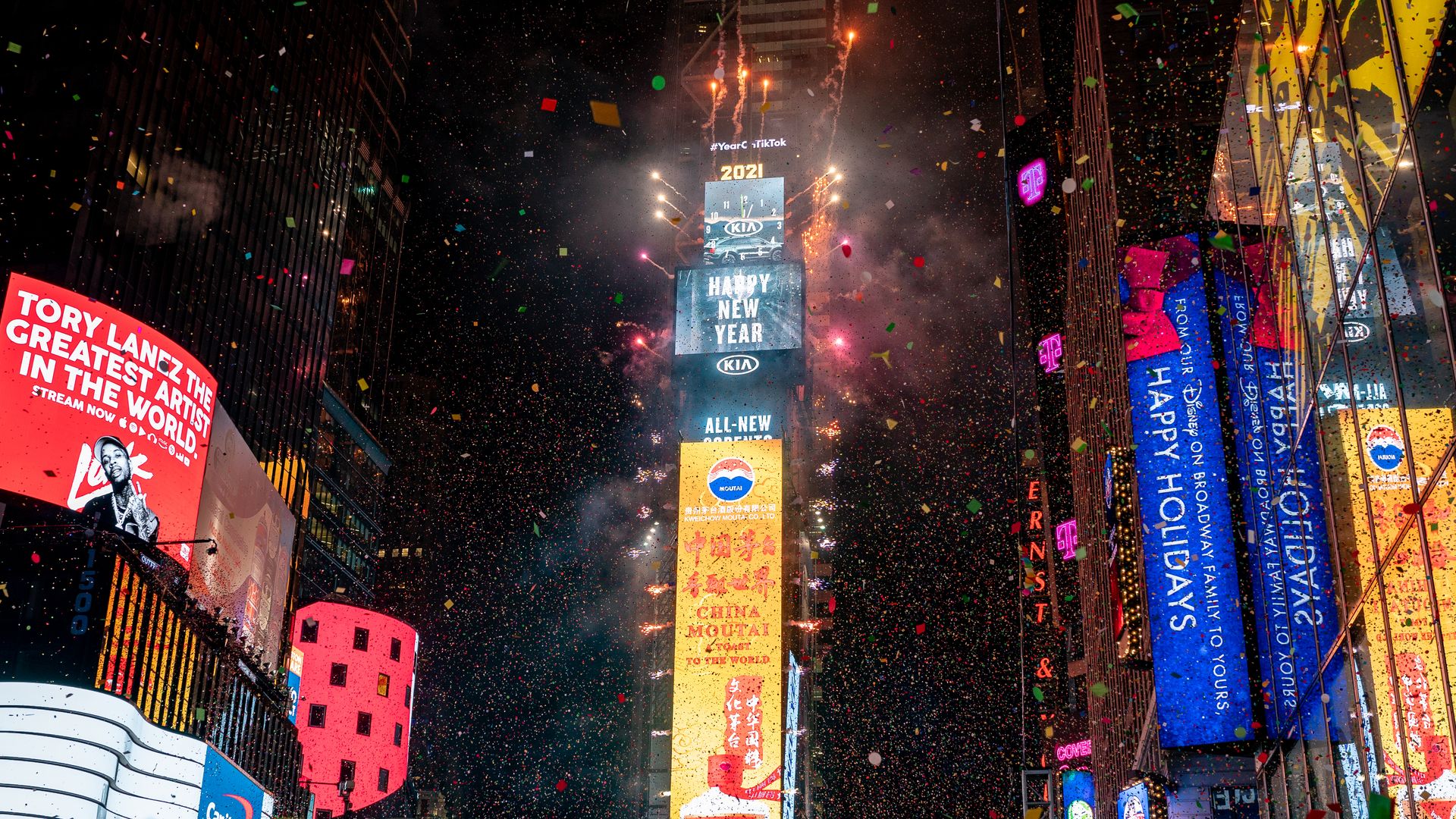 Times Square New Year’s Eve: 15 fun facts and the most iconic performances of all time