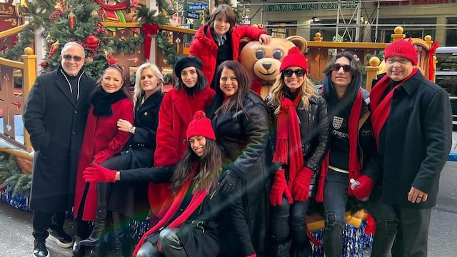 Los Estefan en el desfile de Thanksgiving en Nueva York