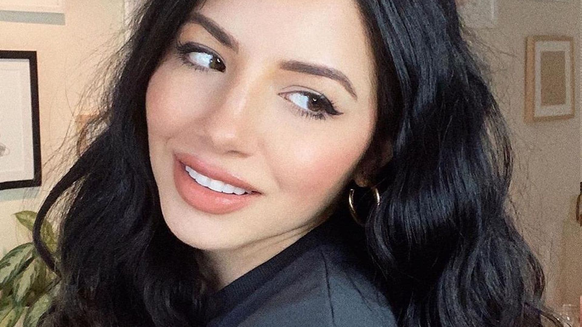Kim Kardashian‘s hairstylist teaches us how to create heatless waves using stockings