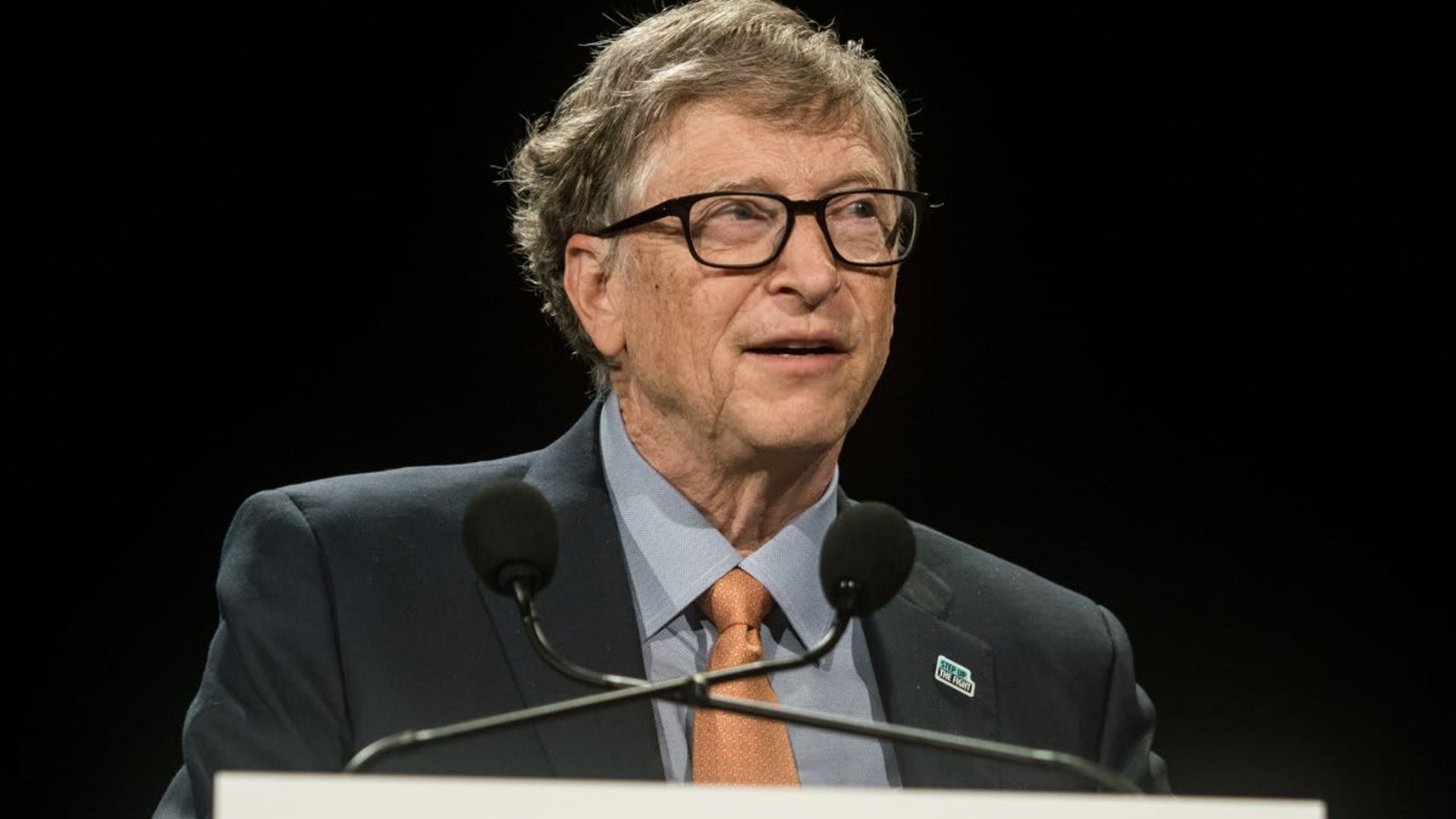 Bill Gates left Microsoft following romantic affair with an employee