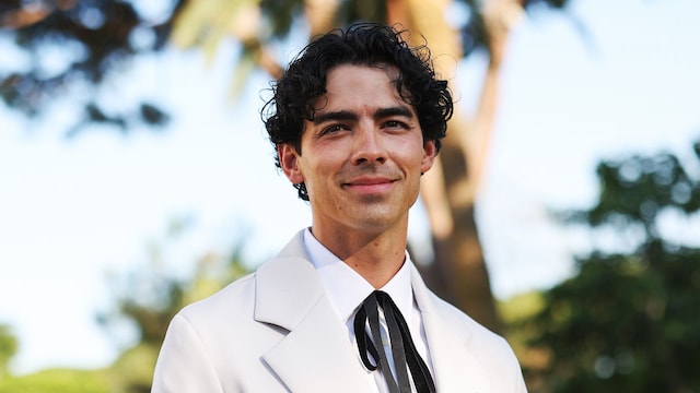 Joe Jonas attends the amfAR Cannes Gala 30th edition presented by Chopard And Red Sea International Film Festival at Hotel du Cap-Eden-Roc on May 23, 2024 in Cap d'Antibes, France.