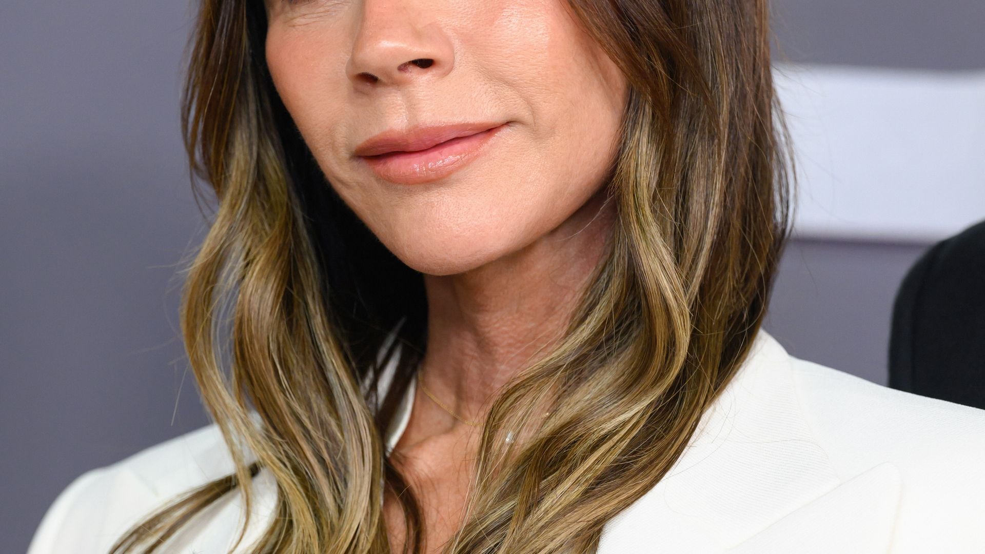 Victoria Beckham rompe su silencio después de que su hijo Brooklyn bloqueara a la familia en redes sociales