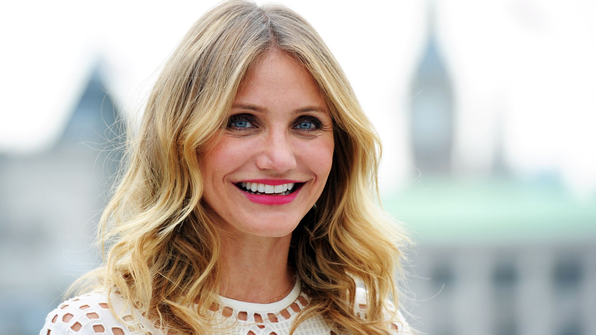 At 53, Cameron Diaz surprises her fans announcing the birth of her baby boy: "Welcome, Nautas"