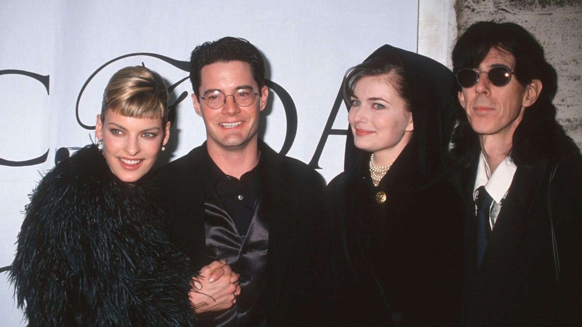 Paulina Porizkova showed her support for Linda Evangelista after she opened up about her deformity