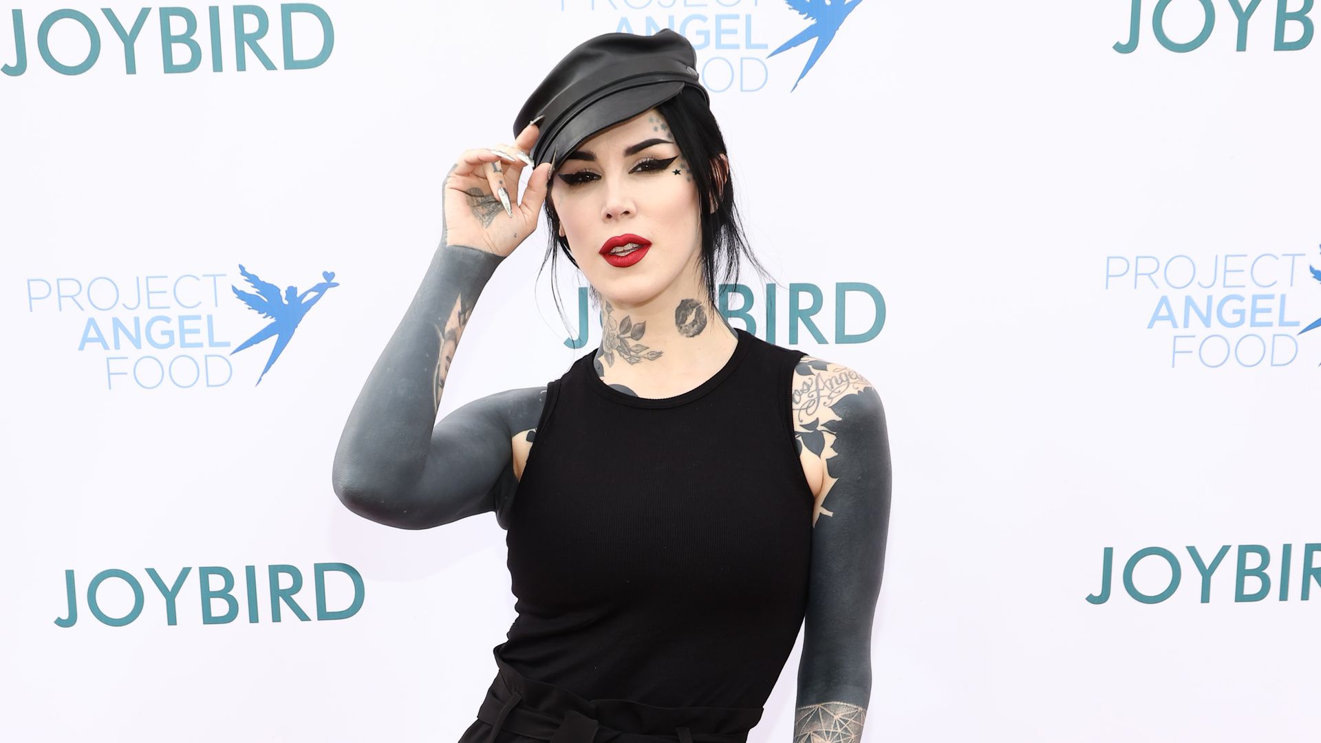 Kat Von D attends Thanksgiving at Project Angel Food on November 23, 2023 in Los Angeles, California.
