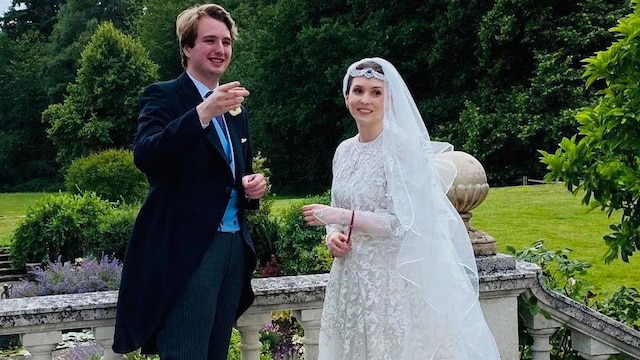Princess Raiyah bint Al-Hussein married her fiance in the first royal wedding amid COVID-19 pandemic
