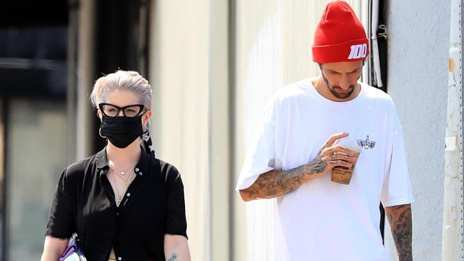 Kelly Osbourne shows off her 85-pound weight loss while out with a friend